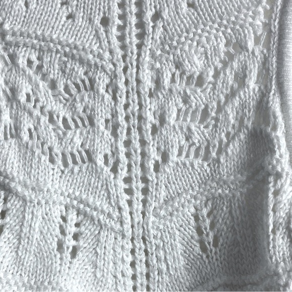 Abercrombie & Fitch Women’s Knitted Tank Top, Large, Cream, Lined - Picture 4 of 6